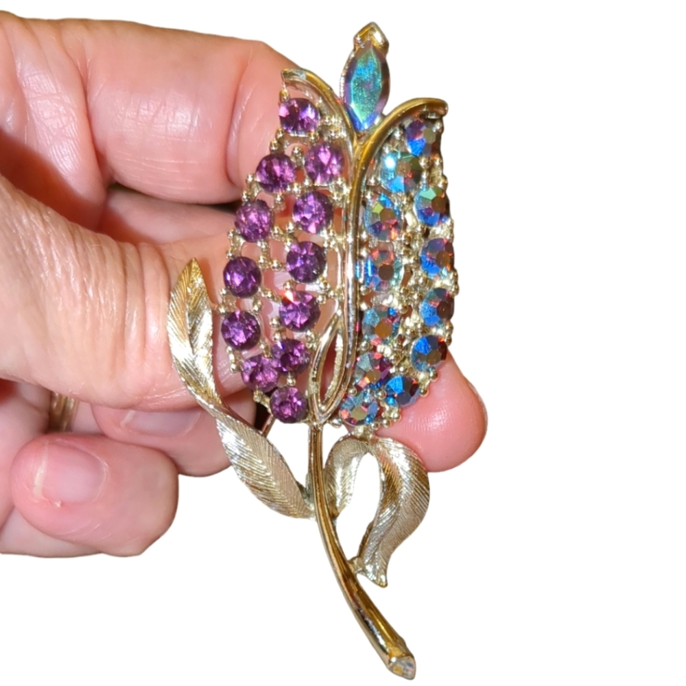 Vintage Signed LISNER Tulip amethyst & aurora crystals Flower brushed gold Rare